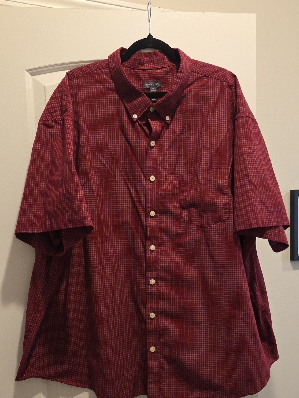 Van Heusen Red Burgundy Plaid Short-Sleeve Button-Down Shirt